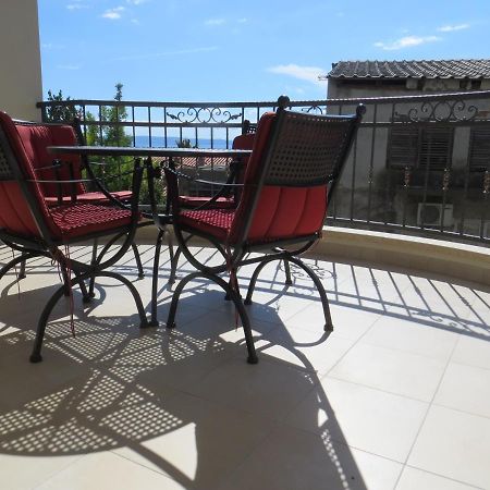 Apartments Lucija Brela Ngoại thất bức ảnh