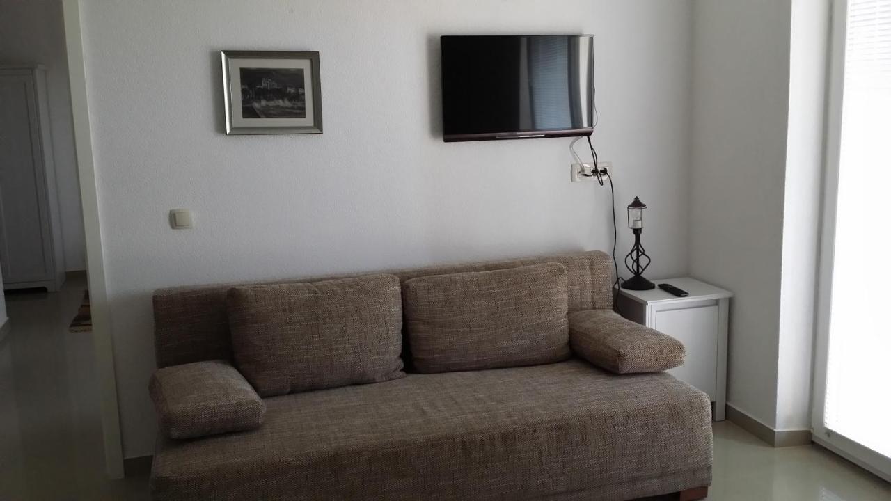 Apartments Lucija Brela Ngoại thất bức ảnh