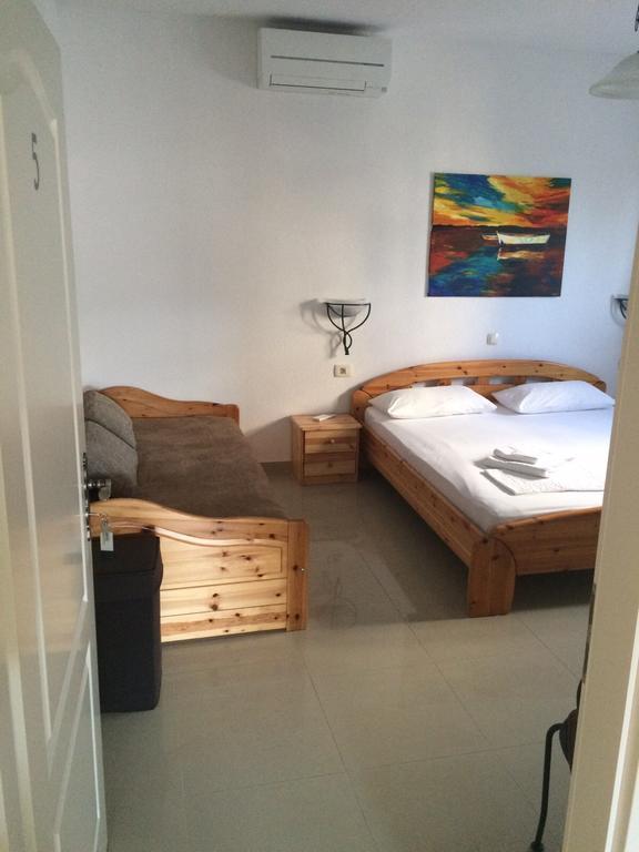 Apartments Lucija Brela Phòng bức ảnh