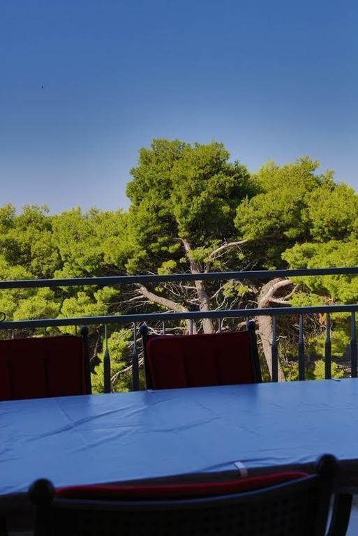 Apartments Lucija Brela Ngoại thất bức ảnh